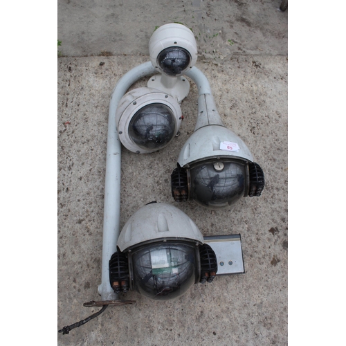 85 - 4    DOME PT2 CCTV CAMERAS  NO VAT