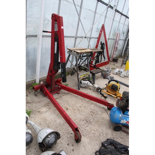 88 - SEALY 1 TON ENGINE CRANE  NO VAT