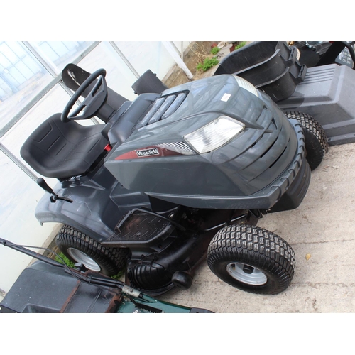 105 - MOUNTFIELD T38M RIDE ON LAWN MOWER
KEY IN OFFICE - NO VAT