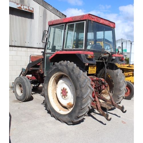 172 - INTERNATIONAL 584 TRACTOR NVO 133W & POWER LOADER WITH V5  N0  VAT