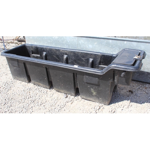 326 - 5FT PAXTON WATER TROUGH  +  VAT