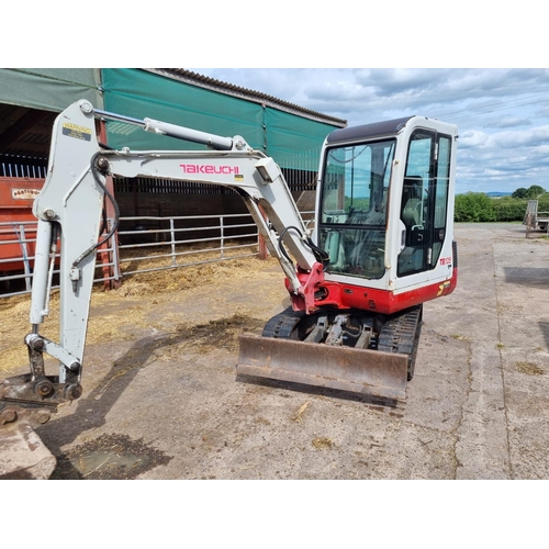 170 - TAKEUCHI TB125 MINI DIGGER 2006 SAME OWNER DRIVER SINCE 2008 WITH WEDGE LOCK QUICK HITCH 4 BUCKETS P... 