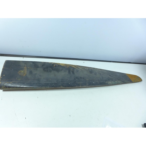 401 - A SECTION OF A VINTAGE WOODEN AEROPLANE PROPELLOR, MARKED S AND S AIRCRAFT LTD WINNIPEG, LENGTH 81CM