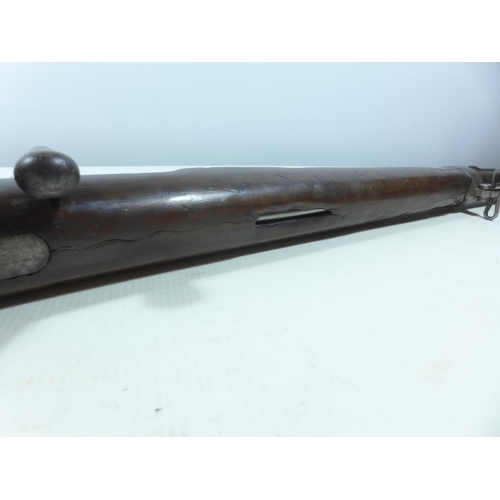 406 - A FRENCH OBSOLETE CALIBRE CHASSEPOT RIFLE DATED 1876 AND BAYONET, 64CM BARREL, LACKING NEEDLE