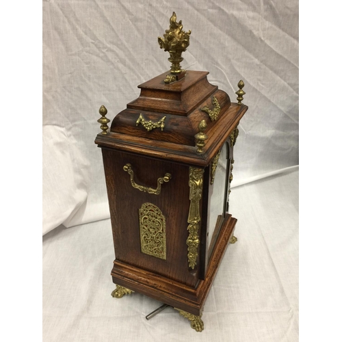 1 - A 19TH CENTURY OAK CASED BRACKET CLOCK WITH FULL BRASS DIAL AND SILVER CHAPTER RING DECORATED WITH O... 