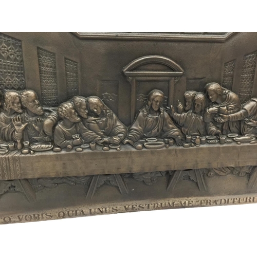 60 - A HEAVY CAST IRON HANGING PLAQUE OF THE LAST SUPPER W: 67CM