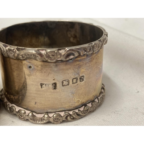 16A - A PAIR OF LONDON HALLMARKED SILVER MAPPIN AND WEB NAPKIN RINGS IN ORIGINAL BOX