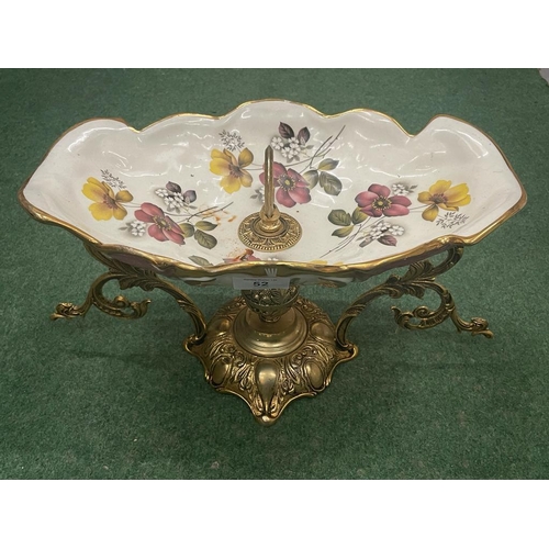 52 - A DECORATIVE CERAMIC TAZZA FRUIT BOWL WITH GILDING ON BRASS ROCOCO STYLE STAND H: 23CM W: 38CM