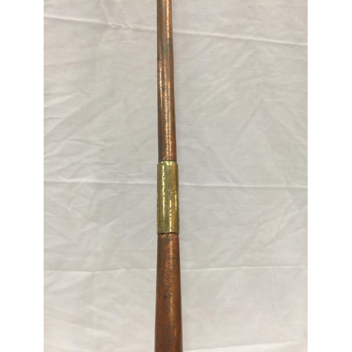 46 - A LONG COPPER HUNTING HORN L: 122CM