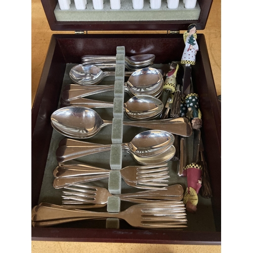 256 - AN ARTHUR PRICE OF ENGLAND CASED CANTEEN OF CUTLERY INCLUDING 'ANGEL' KNIVES PLUS A BOXED ARTHUR PRI... 