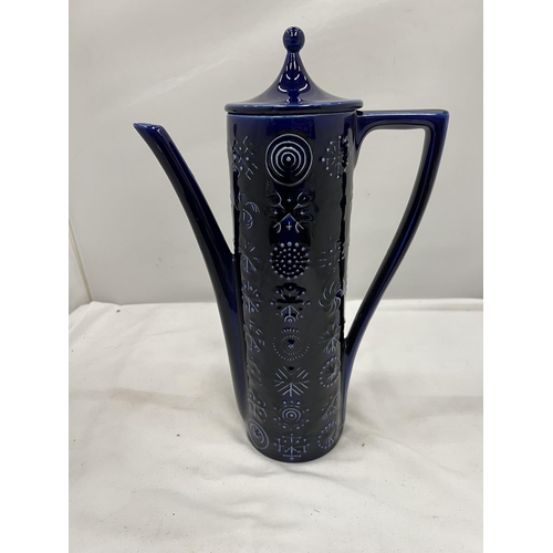 85 - A PORTMEIRION DEEP BLUE 'TOTEM' COFFEE SET TO INCLUDE COFFEE POT, CREAM JUG, SUGAR BOWL, SIX SIDE PL... 