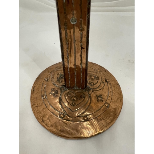 14 - A PAIR OF COPPER ARTS AND CRAFTS CANDLESTICKS HEIGHT 23M