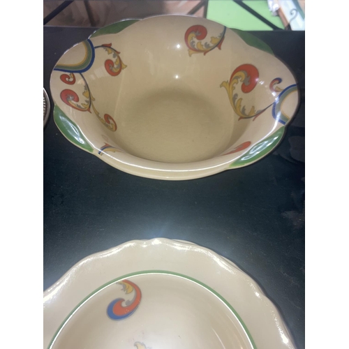 243 - A QUANTITY OF ROYAL DOULTON 'SYREN' PATTERN NO. D.5102 BOWLS WITH 'CLARICE CLIFF' STYLE PATTERN