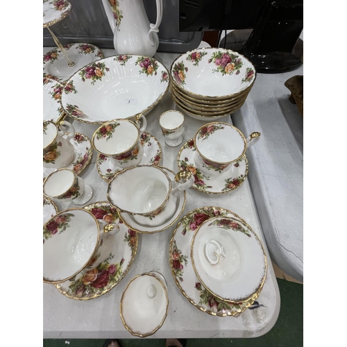 3 - A LARGE COLLECTION OF ROYAL ALBERT OLD COUNTRY ROSES TO INCLUDE A COFFEE SET, CAKE STAND, BOWLS, EGG... 