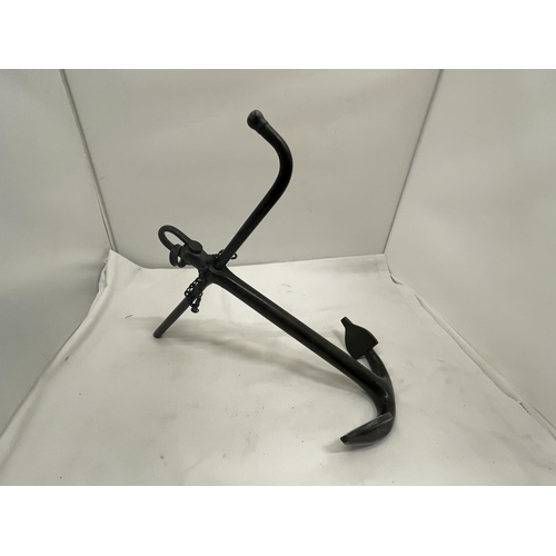 34 - A METAL ANCHOR 37CM LONG