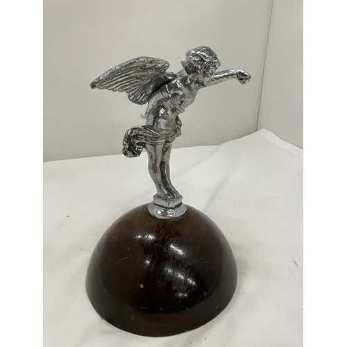 6 - A CHROME CAR MASCOT ON A WOODEN BASE HEIGHT 19CM