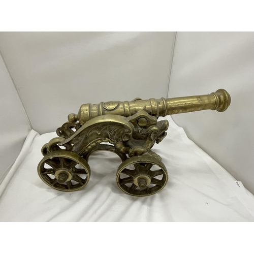 8 - A VERY LARGE HEAVY BRASS CANNON