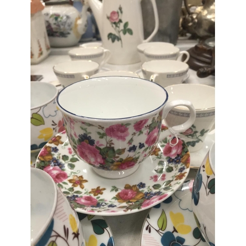 189 - A NORWEGIAN FIGGJO FLINT COFFEE SET WITH ROSE PATTERN TO INCLUDE COFFEE POT, CREAM JUG, SUGAR BOWL, ... 