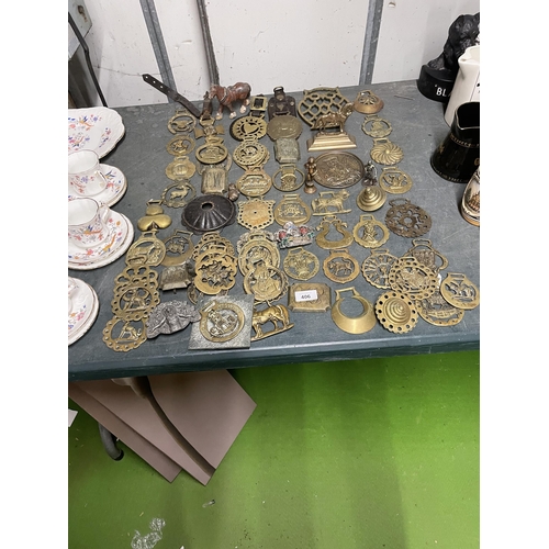 406 - A LARGE QUANTITY OF HORSE BRASSES , ORNAMENTS, ETC