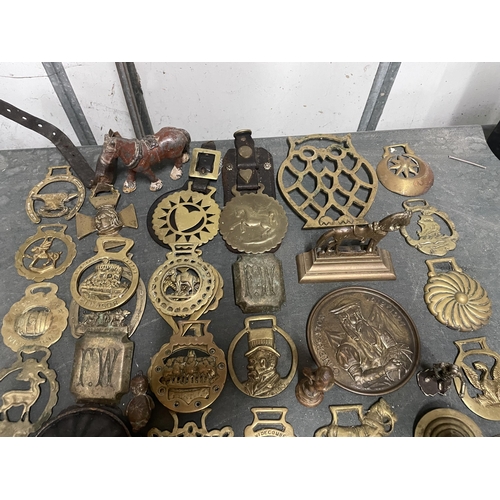 406 - A LARGE QUANTITY OF HORSE BRASSES , ORNAMENTS, ETC