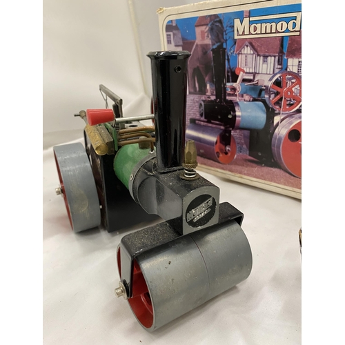 2802 - A BOXED MAMOD STEAM ROLLER WITH SOME ACCESSORIES