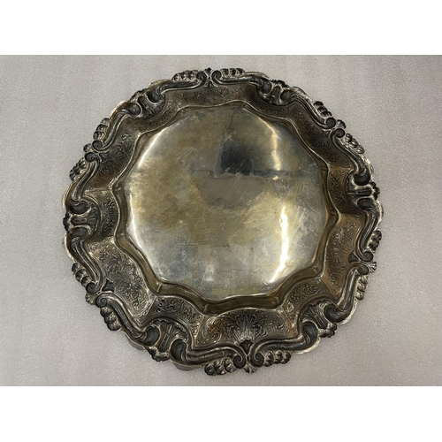 1 - A MARKED 800 SILVER ROUND TRAY GROSS WEIGHT 400G