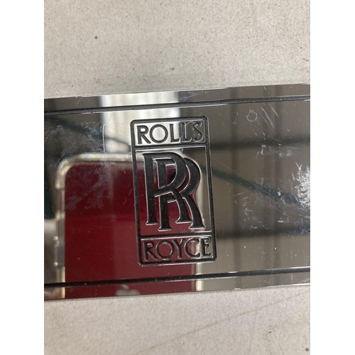 189A - A ROLLS-ROYCE 'ROYAL FAMILY' SIGN 50CM X 5CM