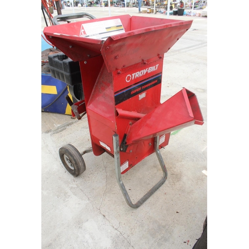 136 - PETROL CHIPPER/SHREDDER - WORKING ORDER -  NO VAT