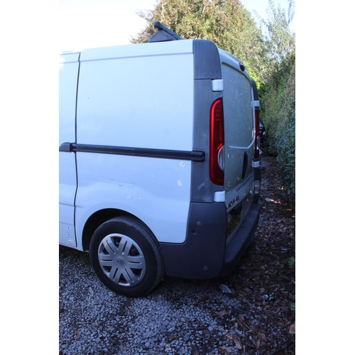 158 - VAUXHALL VIVARO, 2L DIESEL,  164,000 MILES, YB08 ZPU, NO VAT