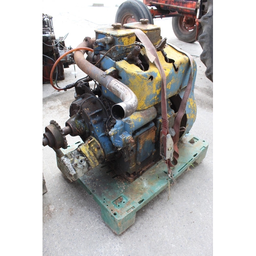 173 - A TWO CYLINDER CRANK START ENGINE WORKING NO VAT