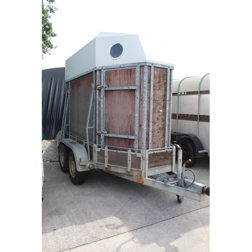 213 - AN AANHANGWAGENS HORSE TRAILER WITH DESMOUNTABLE HORSE BOX +  VAT