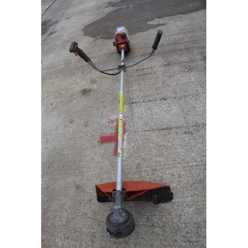 81 - STIHL STRIMMER    PLUS VAT