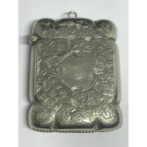 667 - A SILVER VESTA CASE