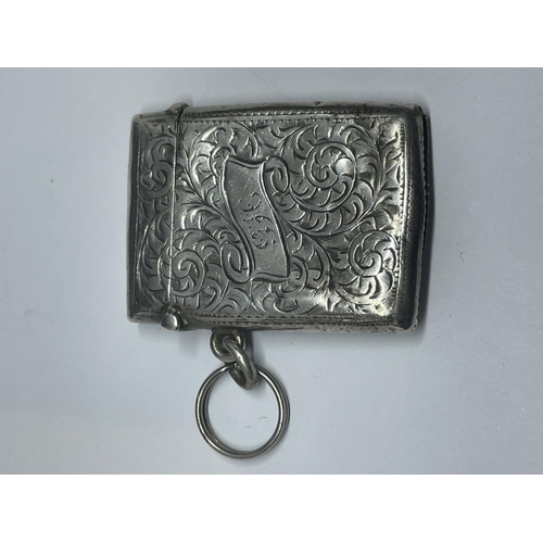 668 - A HALLMARKED BIRMINGHAM SILVER VESTA CASE WEIGHT 25.2G