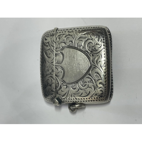 671 - A HALLMARKED BIRMINGHAM 1910 SILVER VESTA CASE BY J.H WEIGHT 20G