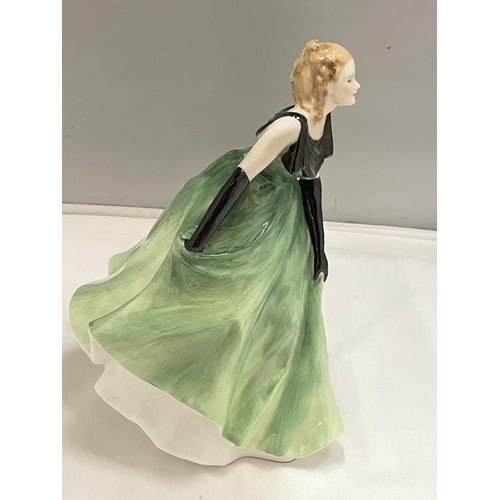 817 - A ROYAL DOULTON FIGURE VANESSA HN 3198