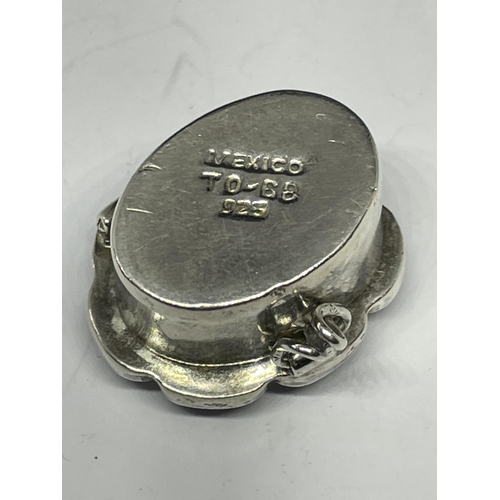 536 - A MARKED SILVER PILL BOX