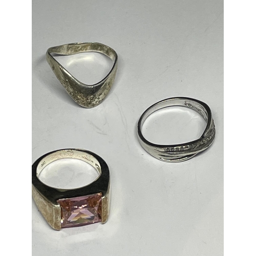 538 - FIVE SILVER RINGS