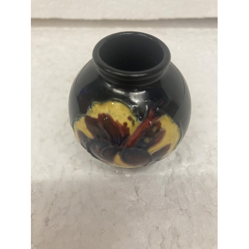 754 - A MINIATURE MOORCROFT HIBISCUS VASE - 5 CM