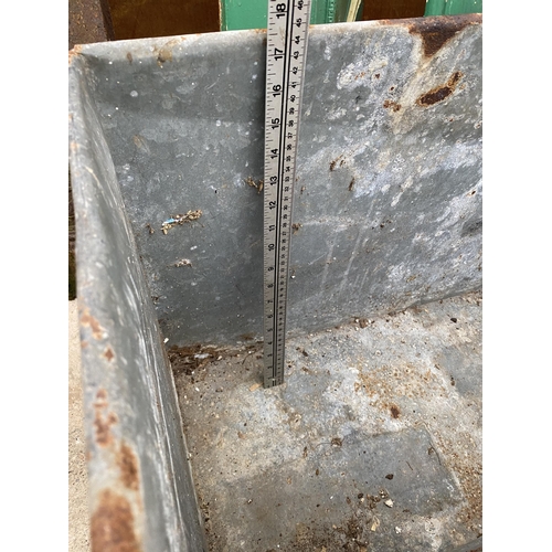 1280 - A VINTAGE GALVANISED TROUGH (L:74CM)