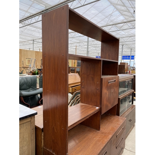 2358 - A RETRO TEAK LOUNGE UNIT, 46