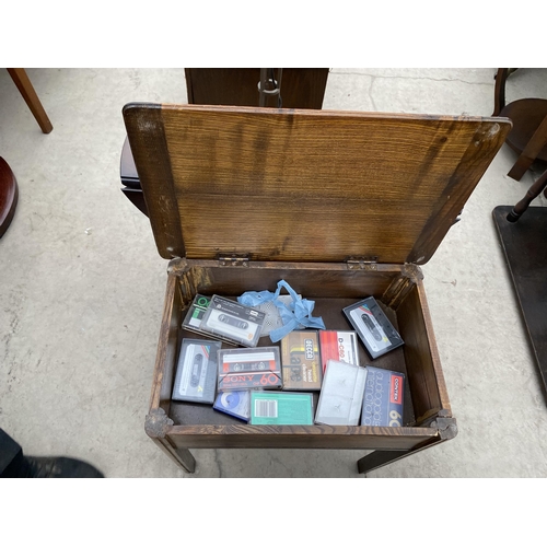 2522 - A SMALL OAK BOX/TABLE AND A SMALL MAHOGANY DROP LEAF TABLE