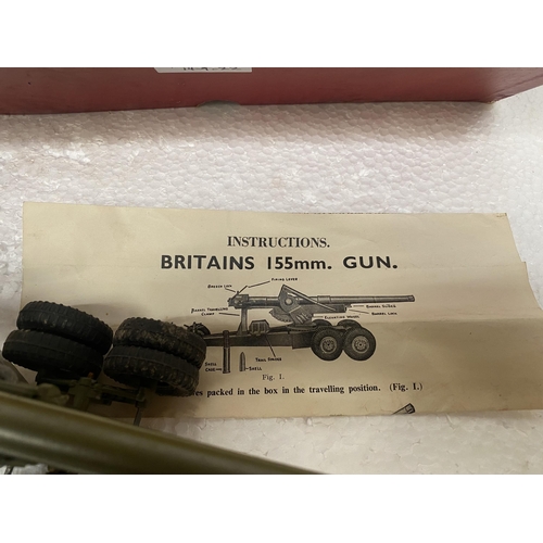 2801 - A BRITAINS DIECAST 155 MM GUN WITH ORIGINAL BOX, ACCESSORIES AND INSTRUCTION SHEET