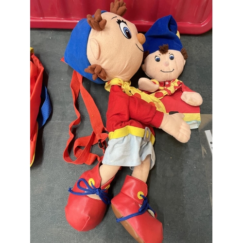 3113 - VARIOUS NODDY ITEMS TO INCLUDE TWO RUCKSACKS, A HAND PUPPET AND A CASE