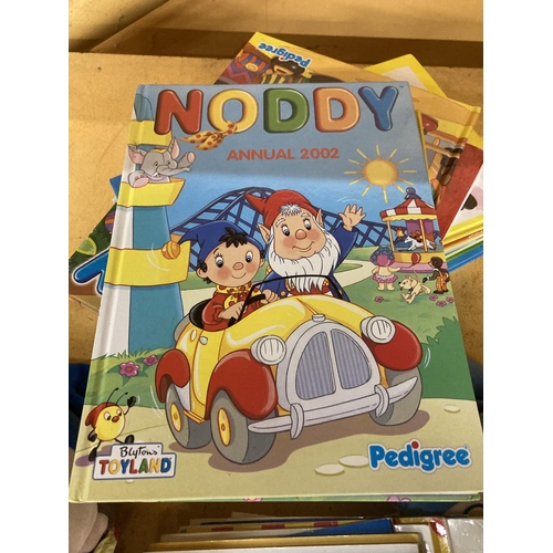 3130A - A COLLECTION OF NODDY ANNUALS AND BOOKS