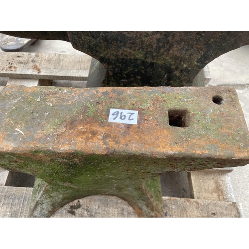 296 - A VINTAGE BLACKSMITHS ANVIL LENGTH 55CM NO VAT