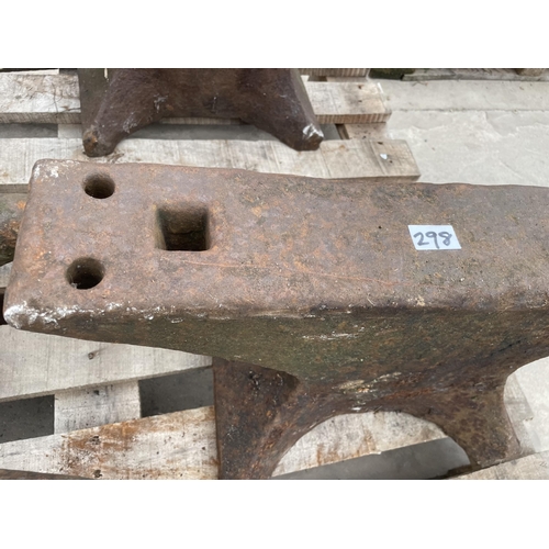 298 - A VINTAGE BLACKSMITHS ANVIL LENGTH 85CM NO VAT