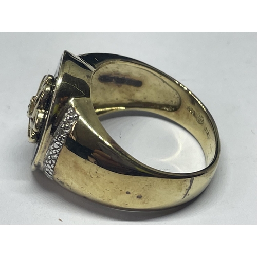 681 - A SILVER GILT AND DIAMOND RING SIZE S IN A PRESENTATION BOX