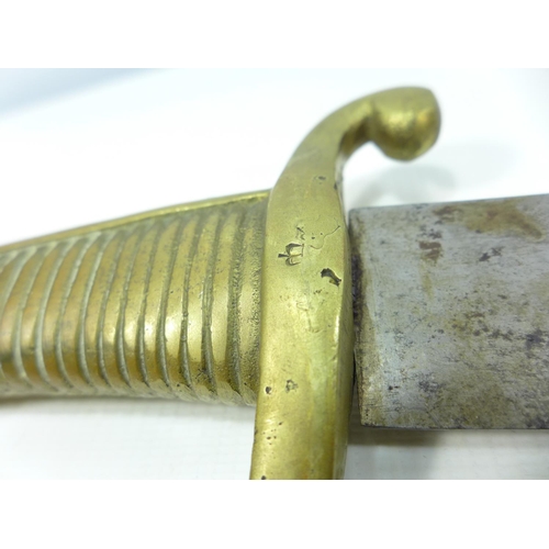 471 - A SOLID BRASS HILTED INFANTRY HANGER 68CM BLADE