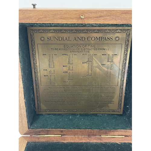 118 - A BOXED BRASS SUNDIAL AND COMPASS BY STEWARD OF LONDON